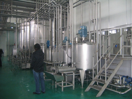 食品飲料生産ラインのための完全自動 1000L/H ギリシャヨーグルトボトル工場