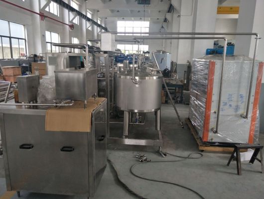 8000KG 標準サイズ 小規模 300L 工業用アイスクリーム加工機械