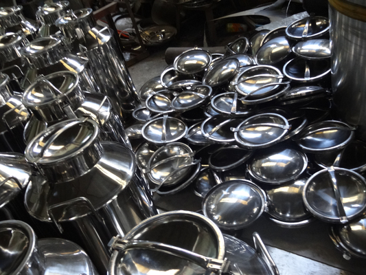 ステンレス鋼製のミルク缶と サービス後の耐久性のあるビデオ技術サポート