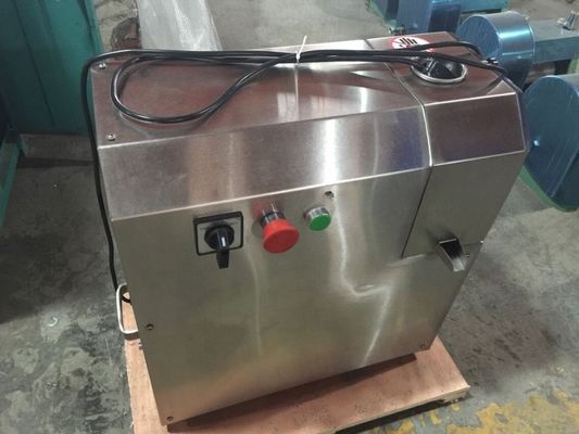 110V/220V/380Vの電圧から食品飲料のための4ロール砂糖棒プレス機