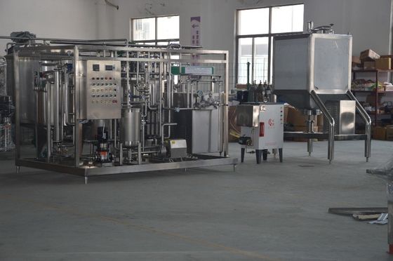 小規模生産のための高容量8000KGの味付けアイスクリーム加工ライン