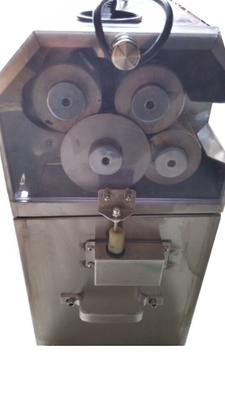 高級タイプ SUS304 材料 4 ロール砂糖棒汁機 380*370*750mm