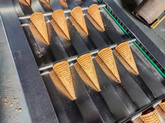 ポーランドのミラー ポーリング アイスクリーム ワッフル カップ メーカー 4800 KG ワッフル コーン 製造