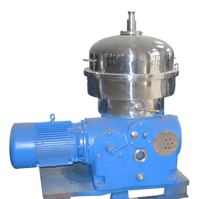 500 KG 容量 1000L/H 自動清掃 2200*1350*1150mm とミルククリーム分離機