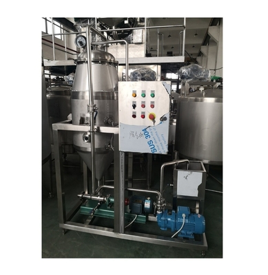 2製造工場でミルク飲料の脱空気処理用の真空脱ガスタンク