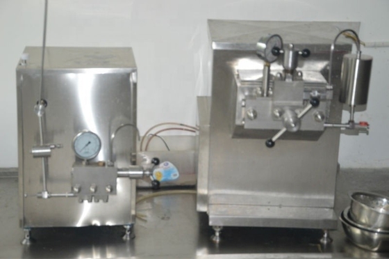 1.5 KW 乳製品産業用実験室ホモゲナイザー 小規模生産 755*520*935mm