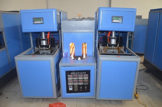 水包装産業用 1250kg 半自動 6L PET ボトル吹造機