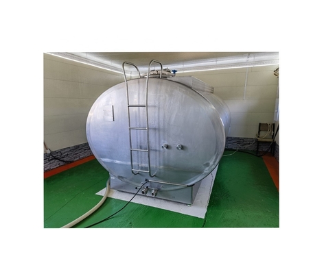 100L 500L 6000L 乳製品保育設備のための農産物大容量牛乳冷却タンク