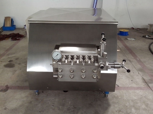 ヨーグルト生産ラインのための4000L/H 40mpaミルク高圧ホモゲナイザー