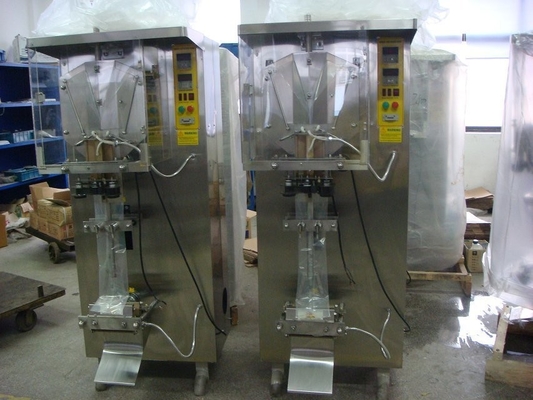 自動 2000b/h サケット水詰め機 2200の詰め精度