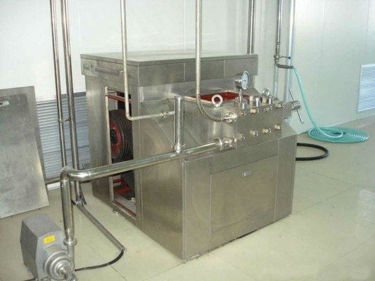 37KWのモーターパワー 牛乳加工用の高圧ホモゲナイザー タイプ 5000L/H 25mpa