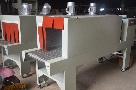 半自動飲料収縮包装機 2800*750*1550mm 鉱水ボトル