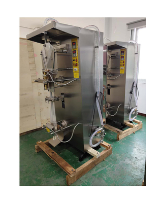 汁の詰め物 フルオートマティック 2000b/h サケット水詰めと密封機