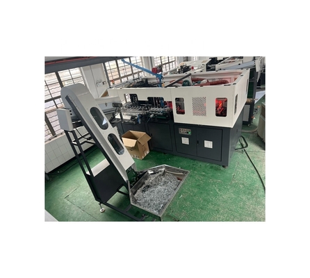 自動 9000bph PETボトル吹き機 一貫した生産と 40kWの電力