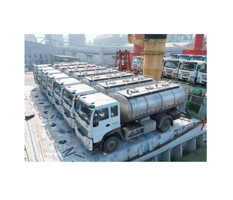 220V/380V/440V 電圧 SUS304/316L 顧客の要求のためにミルク輸送タンクトラック