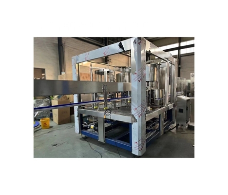 2500*1500*2300mm PETボトル詰め機 ミネラルウォーター生産に最適