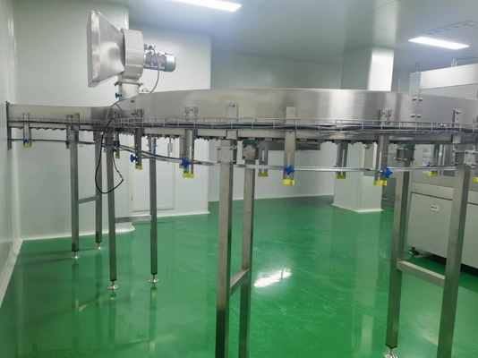 7000BPH 18 頭 水飲料ジュース 生産を操作しやすくなるための充填機