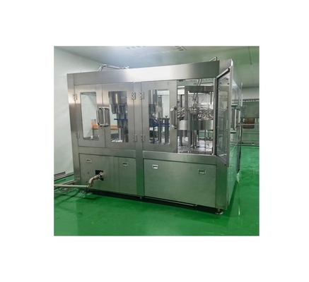 7000BPH 18 頭 水飲料ジュース 生産を操作しやすくなるための充填機